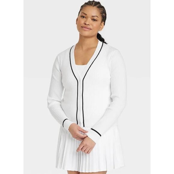 $30 New All In Motion White Ribbed Cardigan - Small - Picture 2 of 8